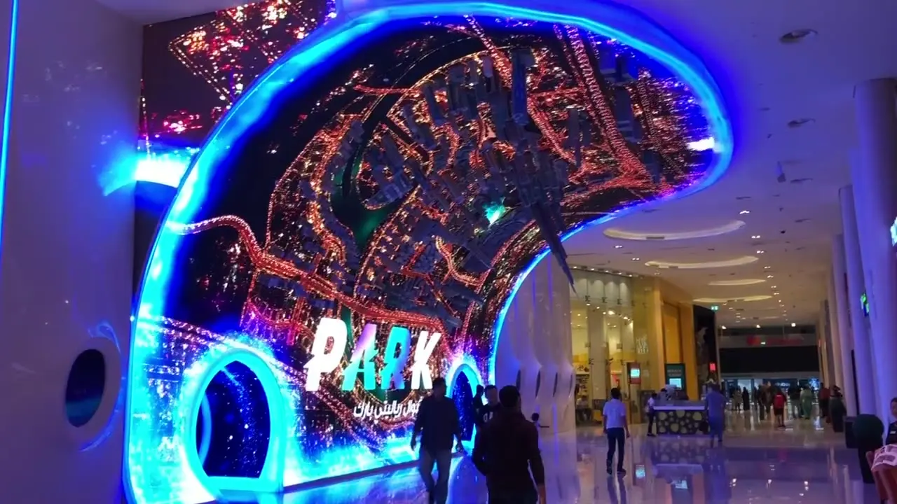 Curved LED entrance at VR Park, Dubai Mall